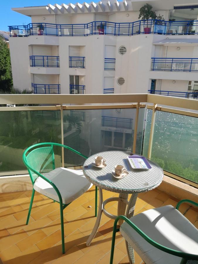 Port Plage Centre Ville Et Soleil Сен-Рафаэль Экстерьер фото